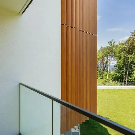 Prázdninový dům Beachfront With Indoor Pool And Sauna Pobierowo