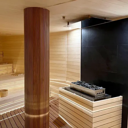 度假居 Beachfront With Indoor Pool And Sauna *