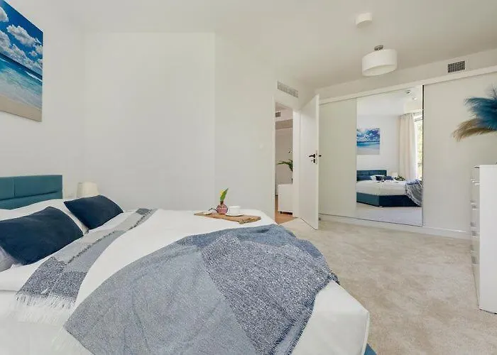 Beachfront With Indoor Pool And Sauna *